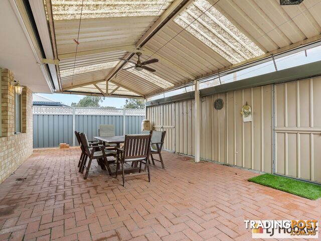 10 Freeduff Drive WATTLE GROVE WA 6107