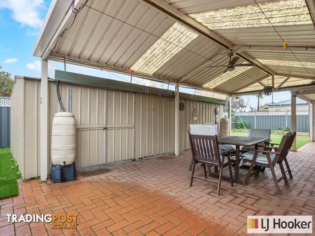 10 Freeduff Drive WATTLE GROVE WA 6107