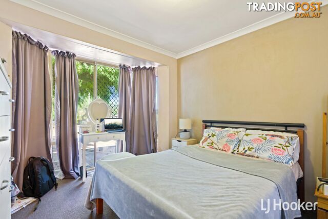 11 Garrett Corner PARMELIA WA 6167