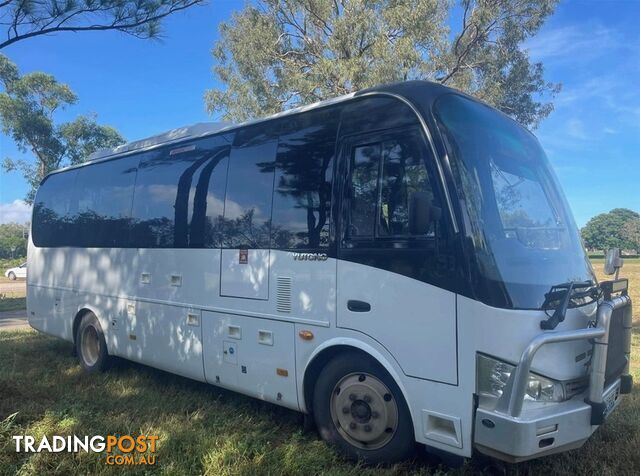 2016 Yutong Goanna Diesel Bus 27+ 1