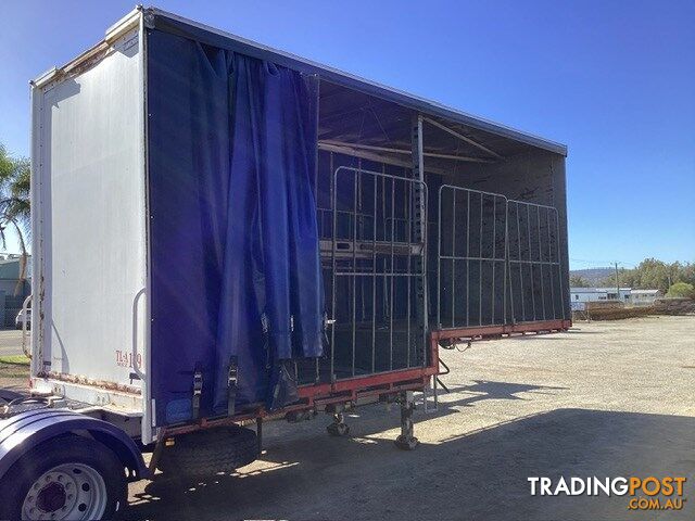 2005 Vawdrey Drop Deck Curtainsider Trailer