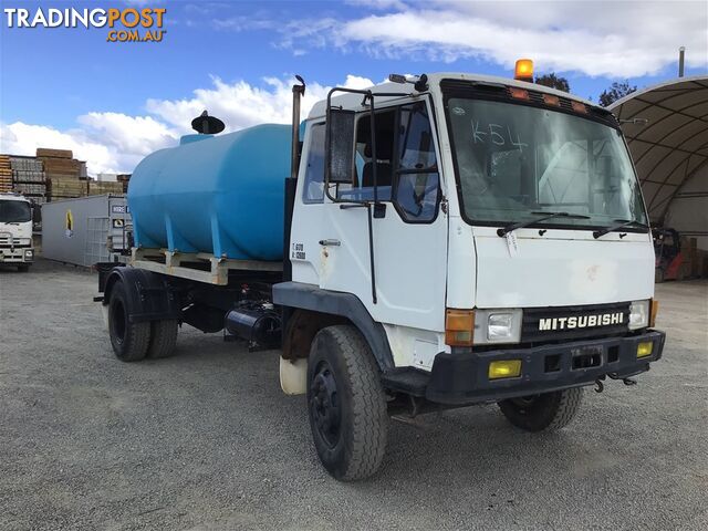 1985 Mitsubishi FM515JA 4 x 2 Water Truck
