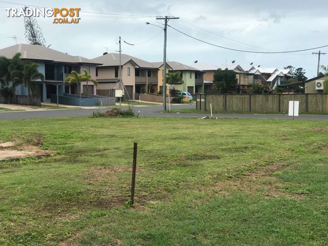 1 Hamlet Street MACKAY QLD 4740