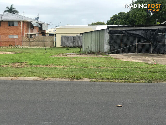 1 Hamlet Street MACKAY QLD 4740