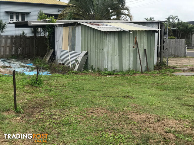 1 Hamlet Street MACKAY QLD 4740