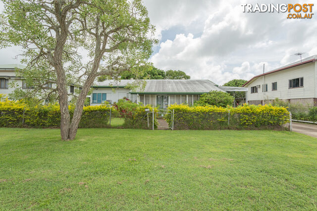 30 Perry St WEST MACKAY QLD 4740