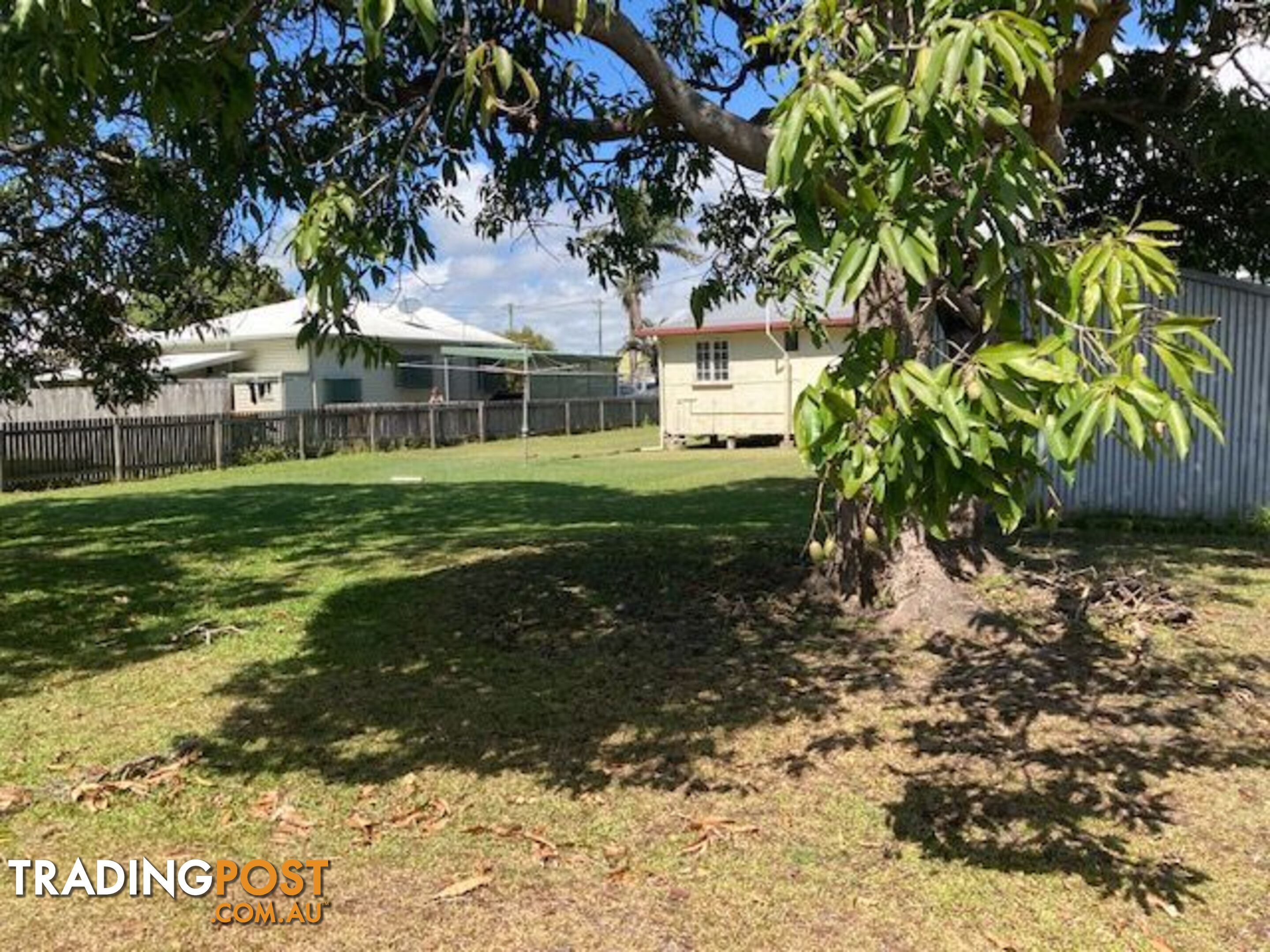 8 Mary Street WEST MACKAY QLD 4740