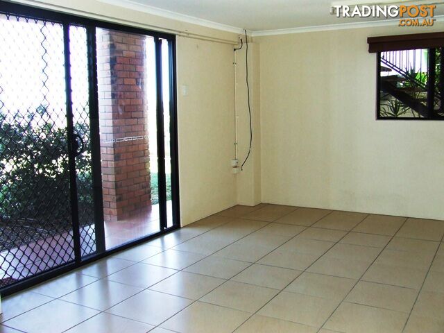 62 Bourke Street BLACKS BEACH QLD 4740