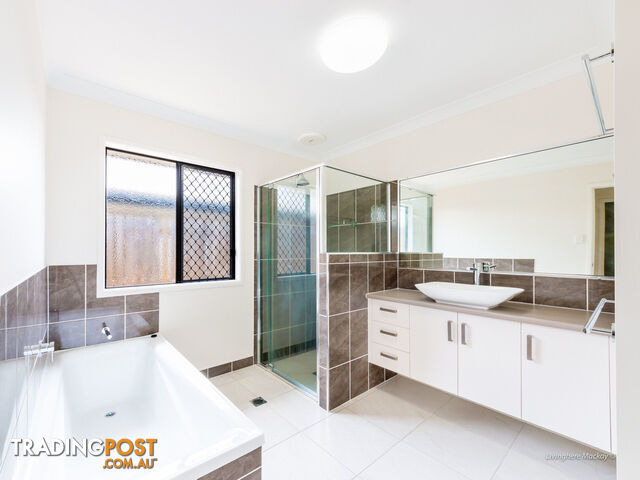 Unit 3/12 Kierra Drive ANDERGROVE QLD 4740