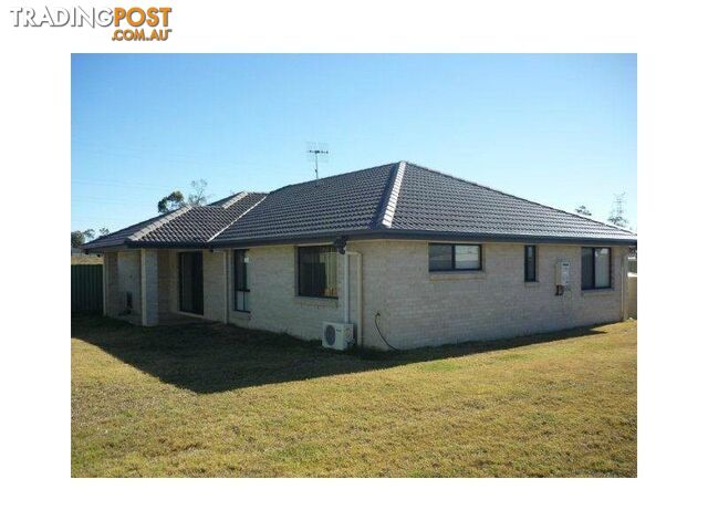 38 Naumann Street MORANBAH QLD 4744