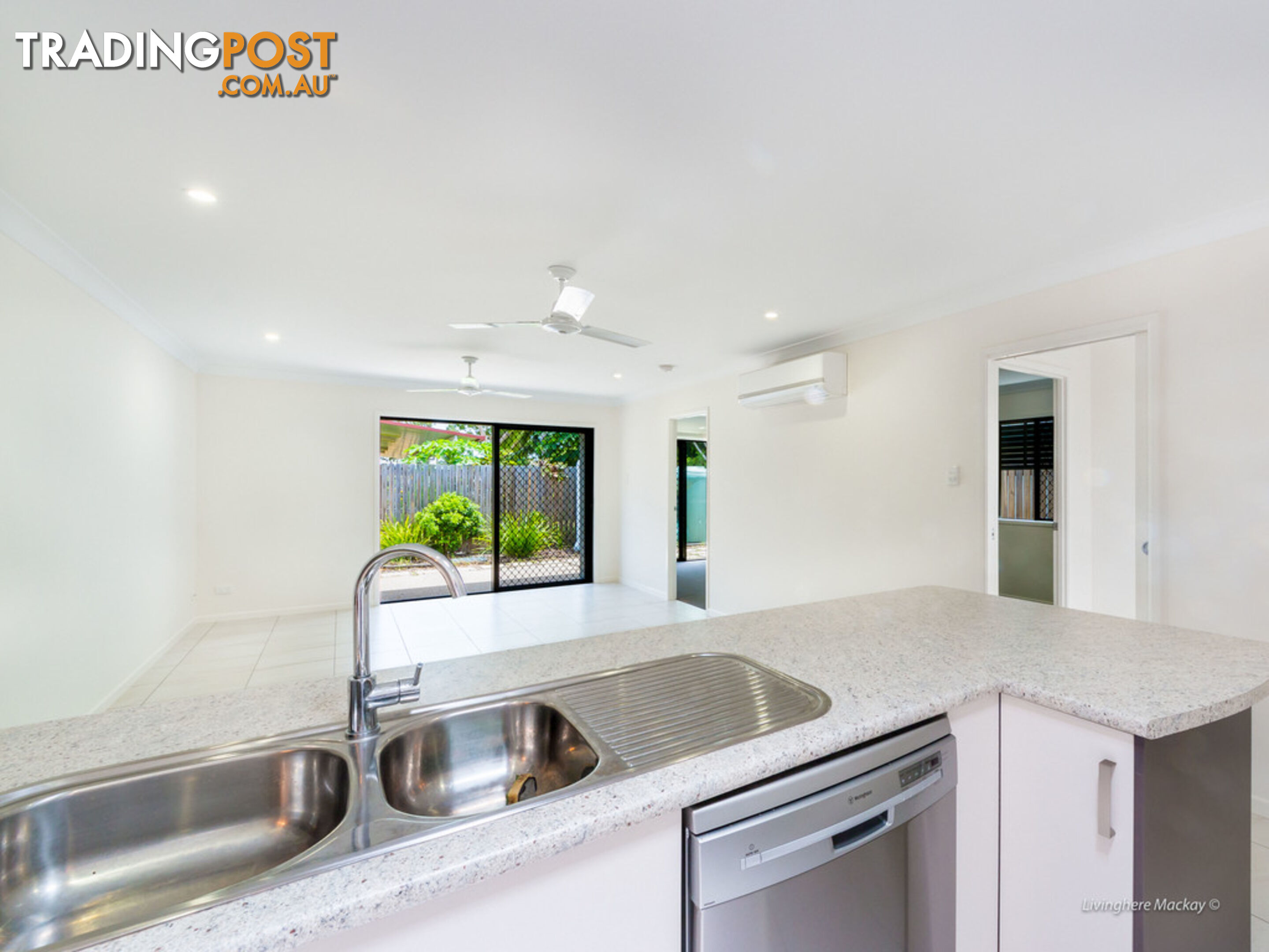 Unit 2/12 Kierra Drive ANDERGROVE QLD 4740