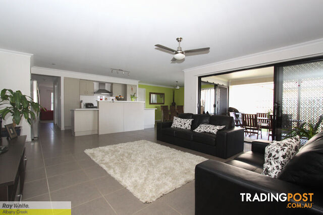 8 Tributary Court EATONS HILL QLD 4037