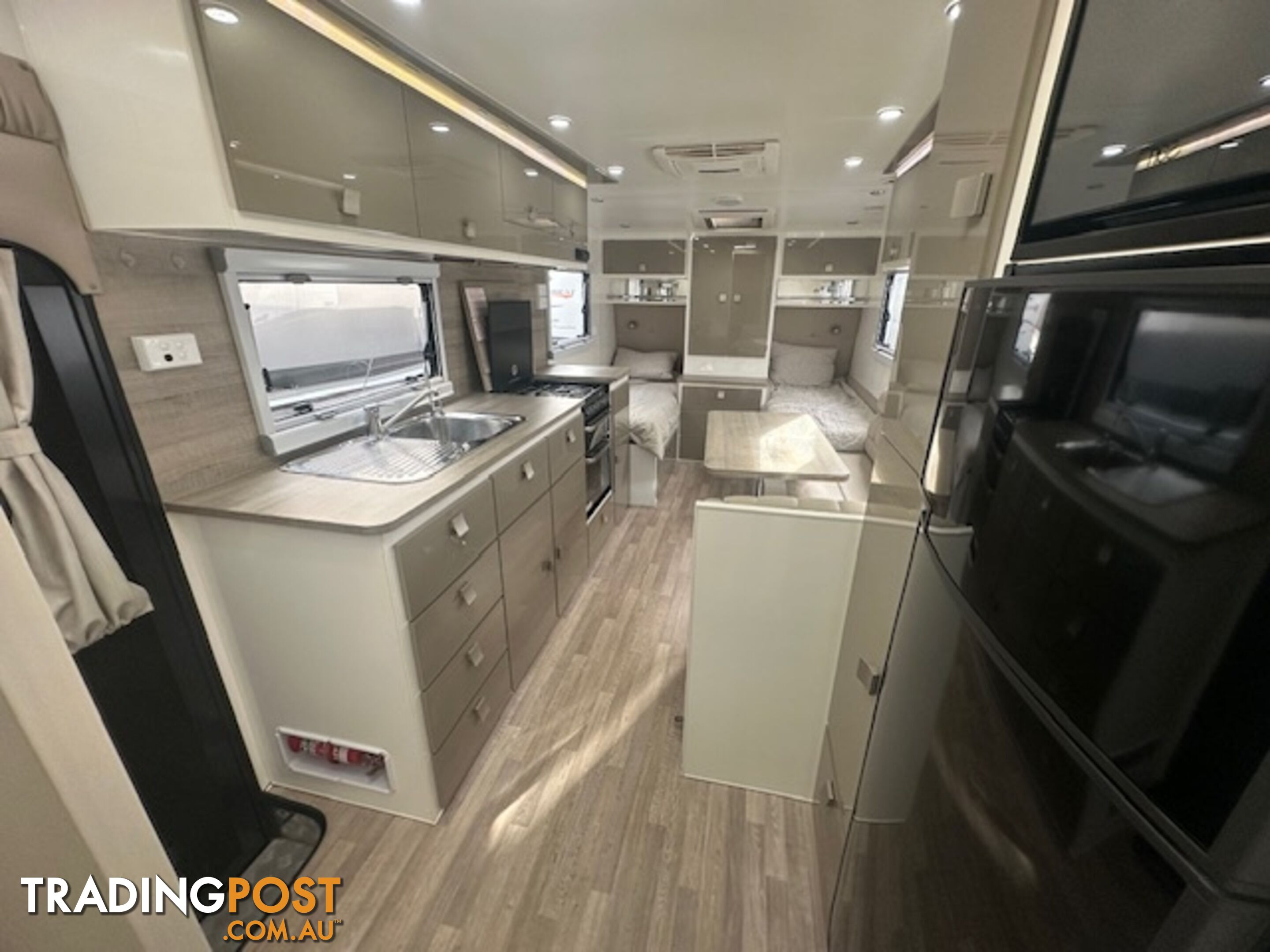 2019 20'6 Essential Grant Cruiser Tandem Single bed caravan