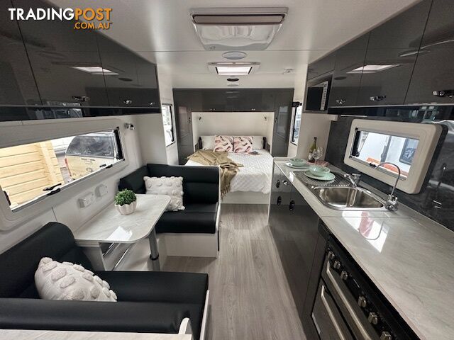 2024 20'6 Viscount V3.5 cafe with pantry on entry