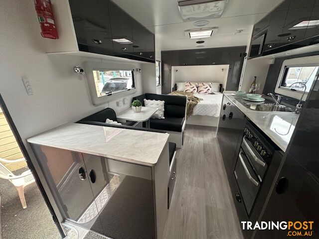 2024 20'6 Viscount V3.5 cafe with pantry on entry