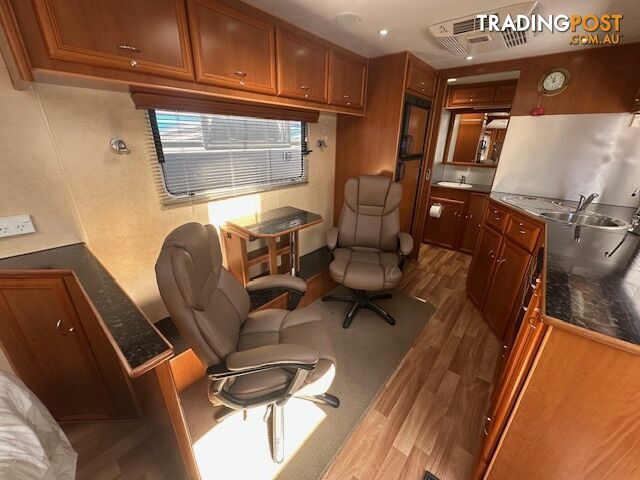 Used Runout 2009 Regent S/3 21' Was - photo 3 of 16