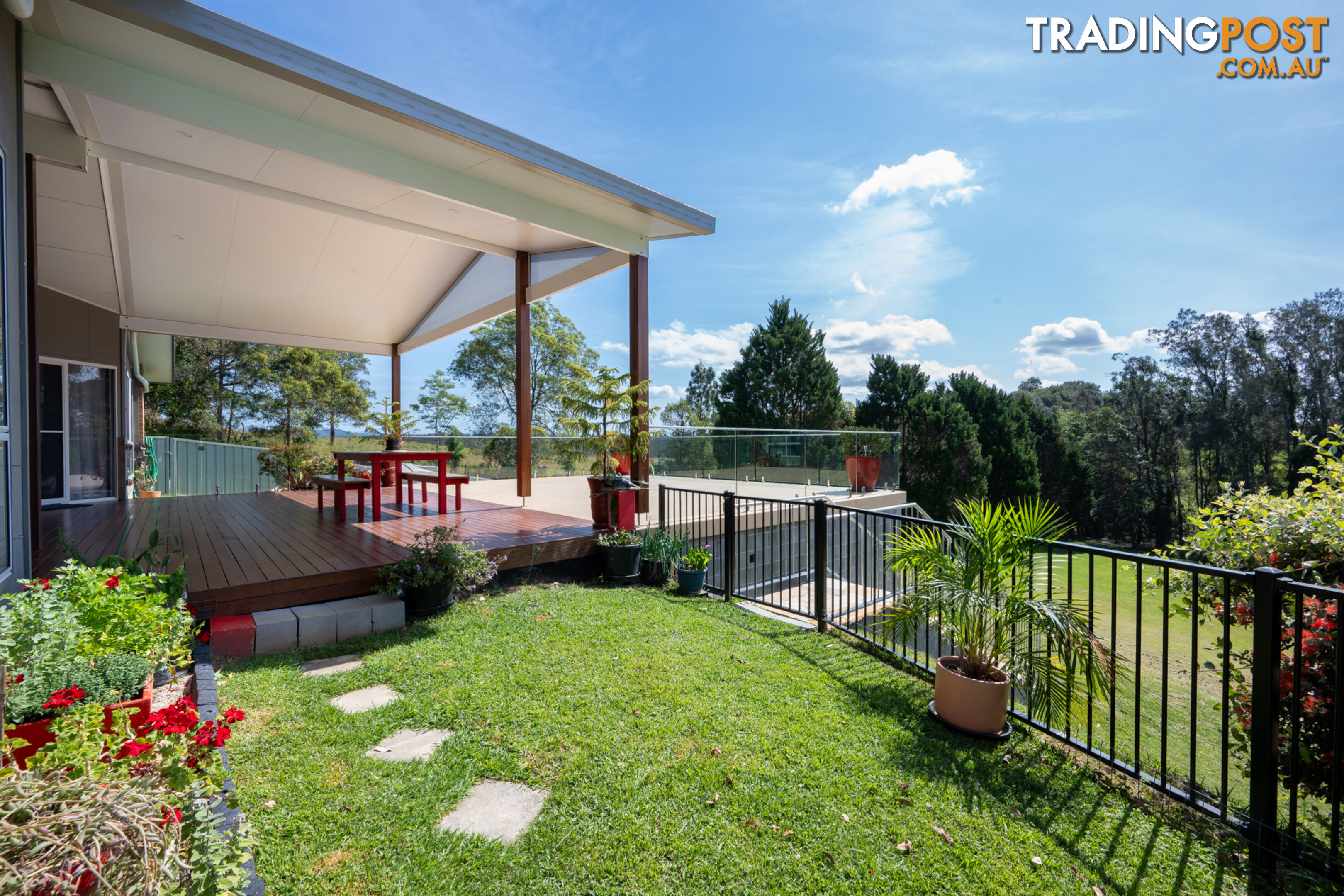 1 Rosemary Gardens NORTH MACKSVILLE NSW 2447