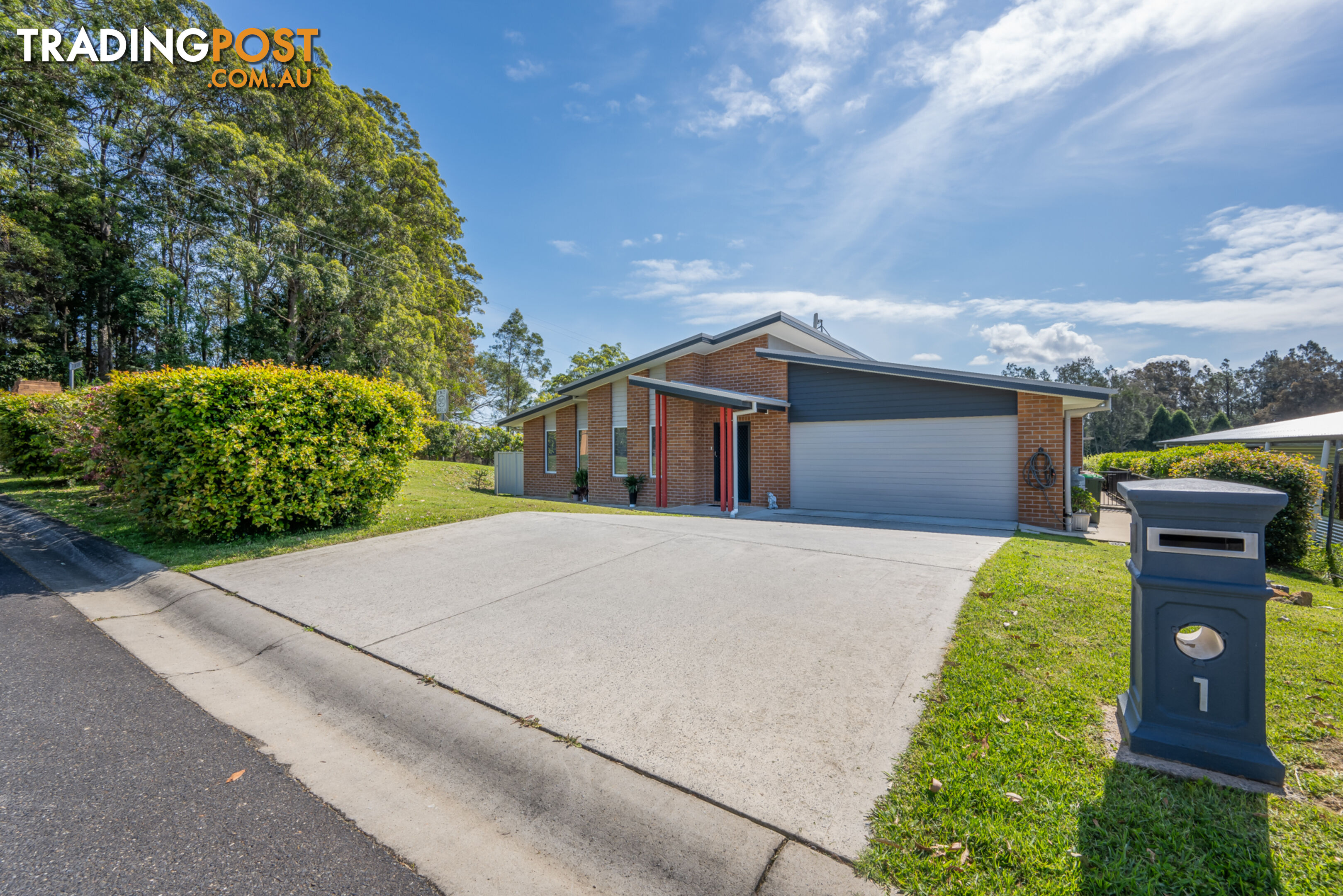 1 Rosemary Gardens NORTH MACKSVILLE NSW 2447