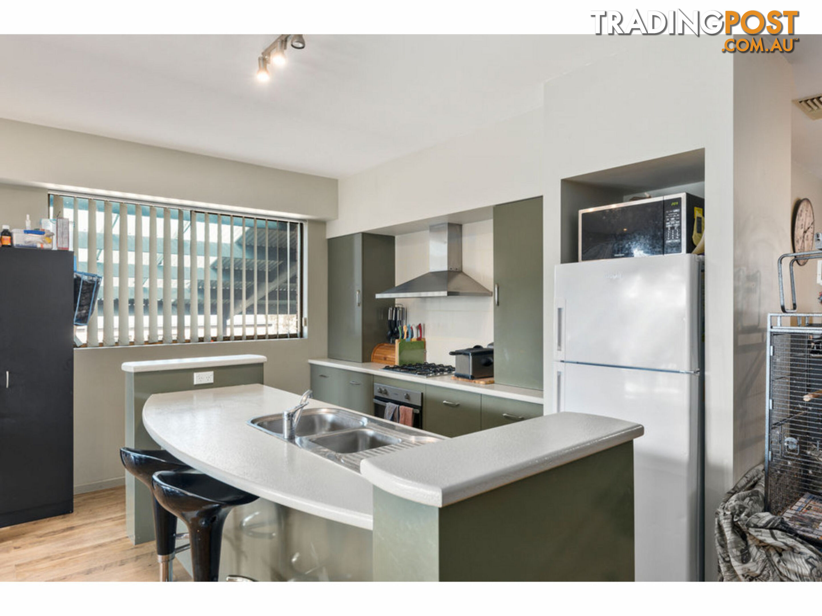 17 Lowe Street Kangaroo Flat VIC 3555