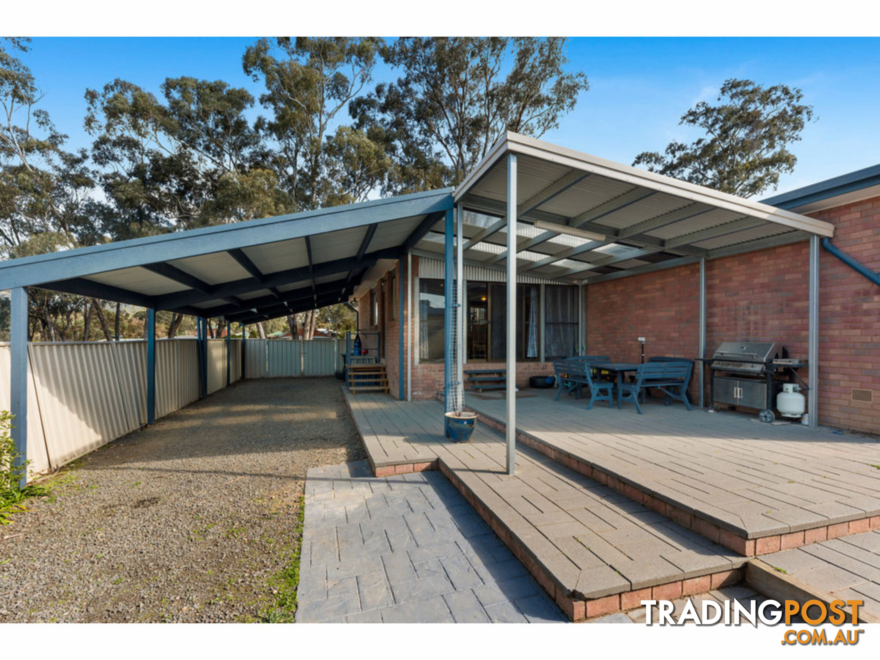 17 Lowe Street Kangaroo Flat VIC 3555