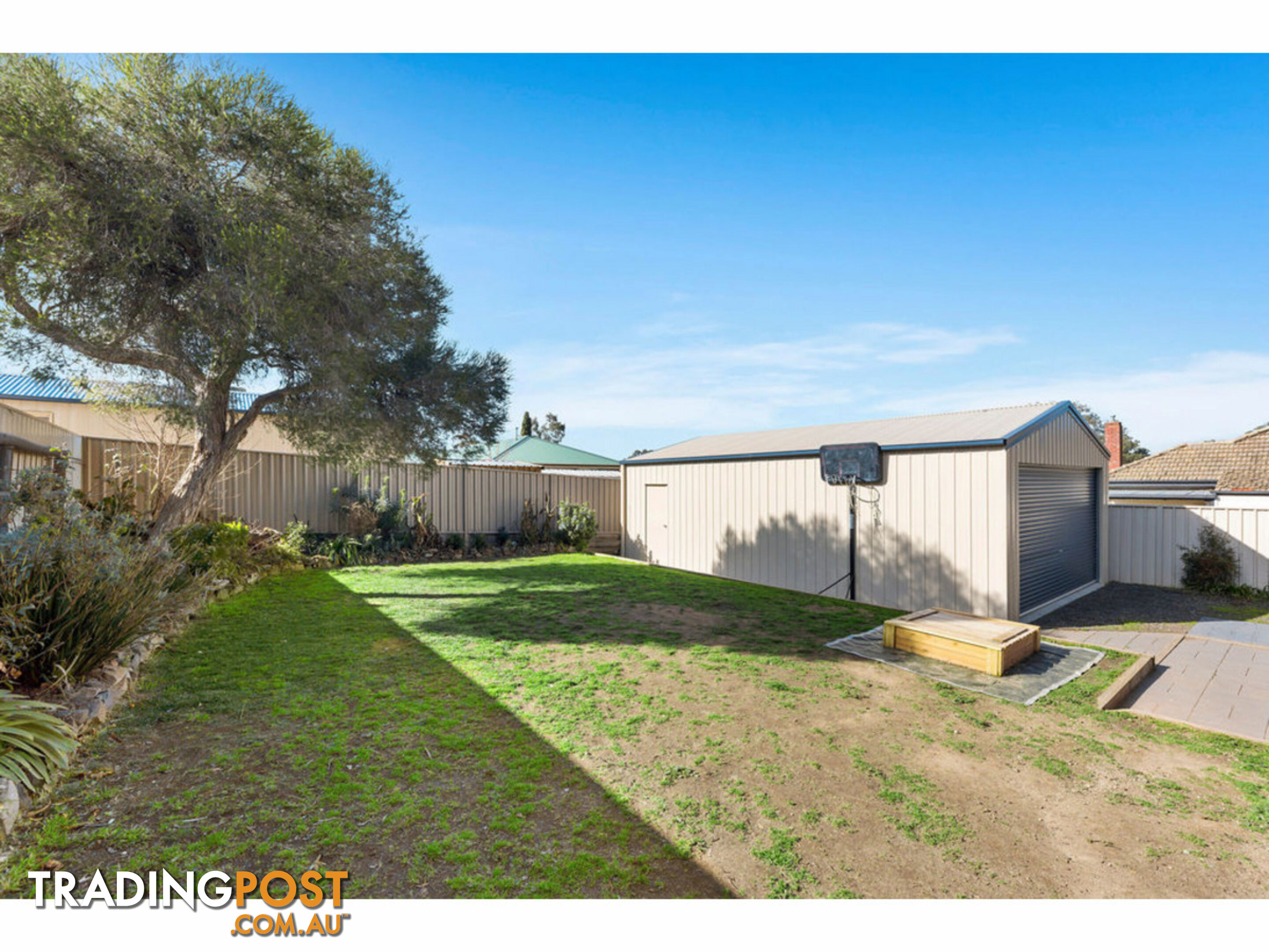 17 Lowe Street Kangaroo Flat VIC 3555