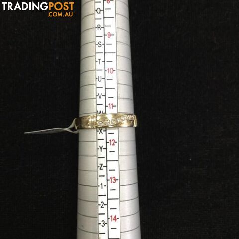 9ct Gold Diamond Ring - With Valuation - photo 3 of 5