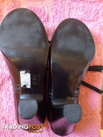Minelli (European) All Leather Black Ladies Dress Shoes Size 9-9.5 - photo 2 of 4