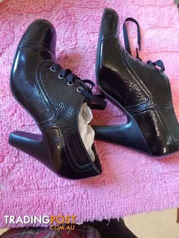 Minelli (European) All Leather Black Ladies Dress Shoes Size 9-9.5 - photo 4 of 4
