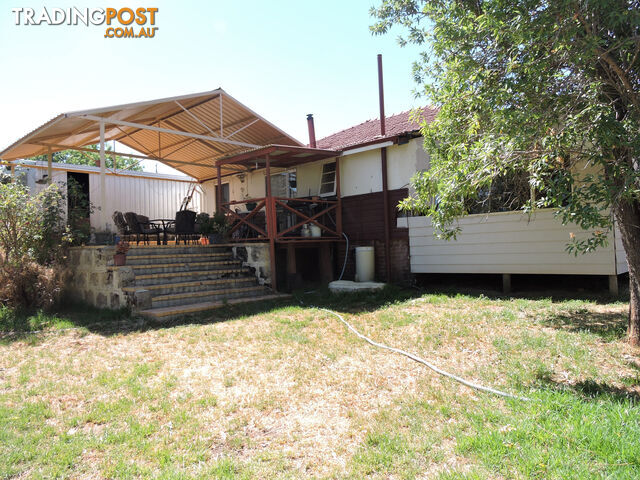 9 FRASER STREET, YORK WA 6302