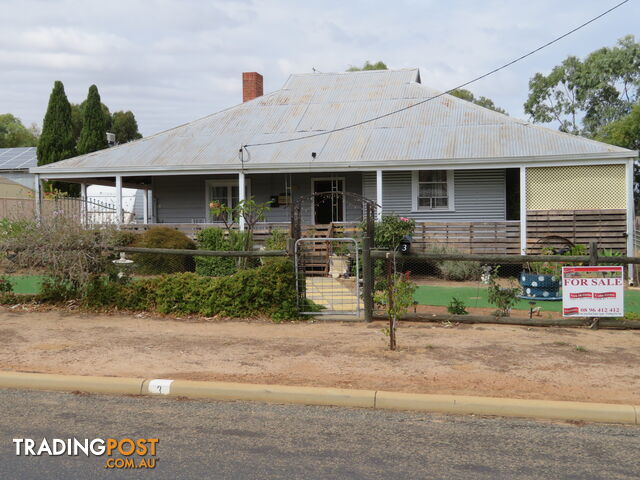 2 3 Goldfields Road DOWERIN WA 6461