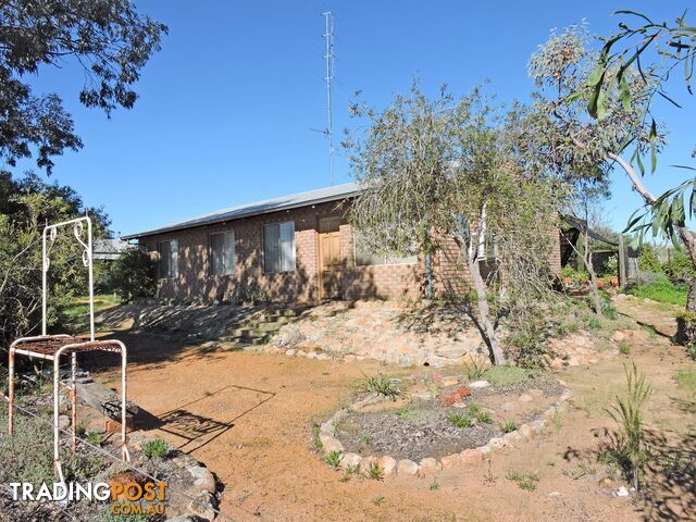 8 Great Southern Hwy BEVERLEY WA 6304