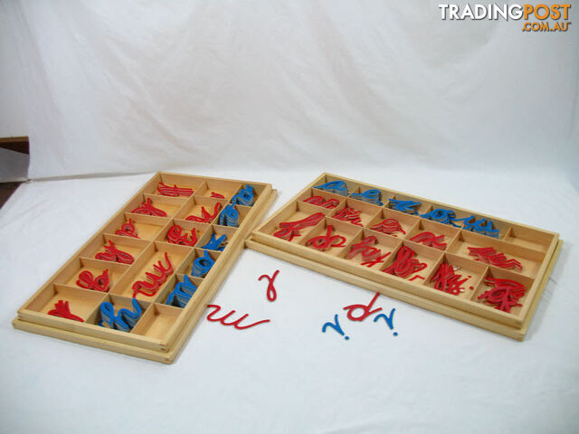 Movable Alphabet Large Cursive Box Only - LA033-2.404100