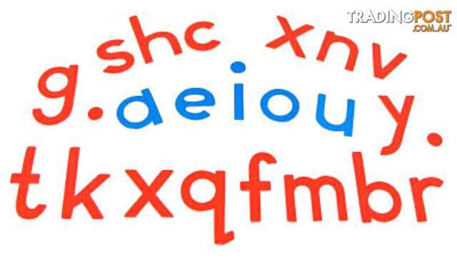 Movable Alphabet Large Print Red C Blue V (No Box) - LA43110.403110