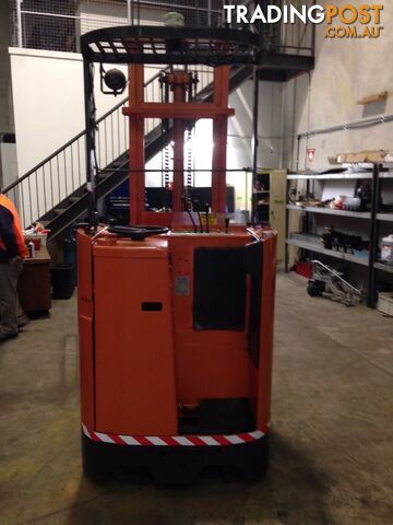 Toyota 1.1 Tonne Lift Truck - photo 4 of 5