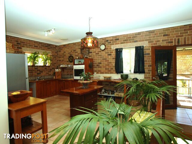 11 Bian Court OCEAN SHORES NSW 2483