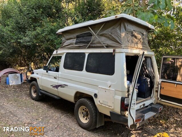 1999 Toyota Landcruiser Troopy - POP TOP