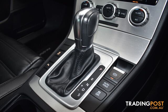 2014 VOLKSWAGEN PASSAT 130TDI Highline Type 3C WAGON - photo 2 of 25