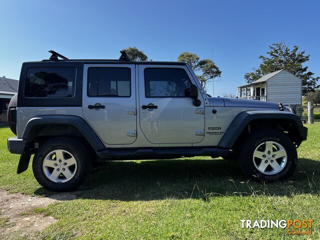 2013 Jeep Wrangler JK Unlimited sport Convertible Manual