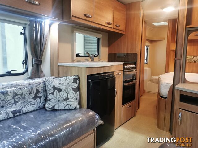 2013 Swift Major 4FB - photo 4 of 11