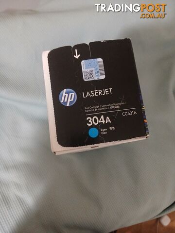 BRAND NEW laserjet printer cartridge 304a cyan CC531A - photo 2 of 2