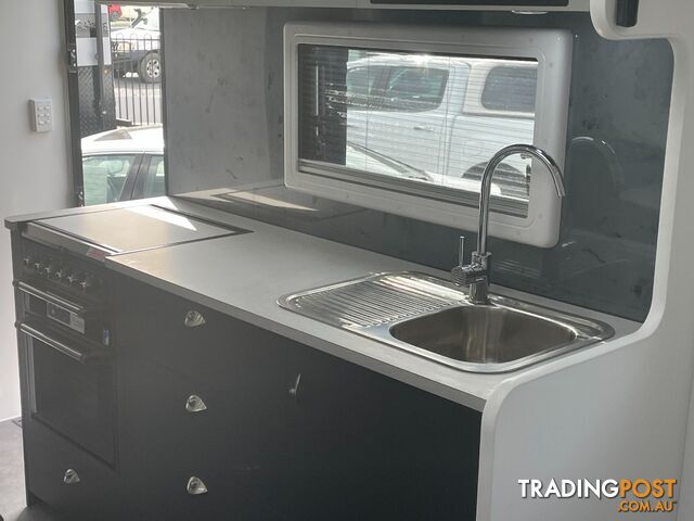 On The Move Caravans 18'6'' Traxx Series 3 Rear Door Off Roader