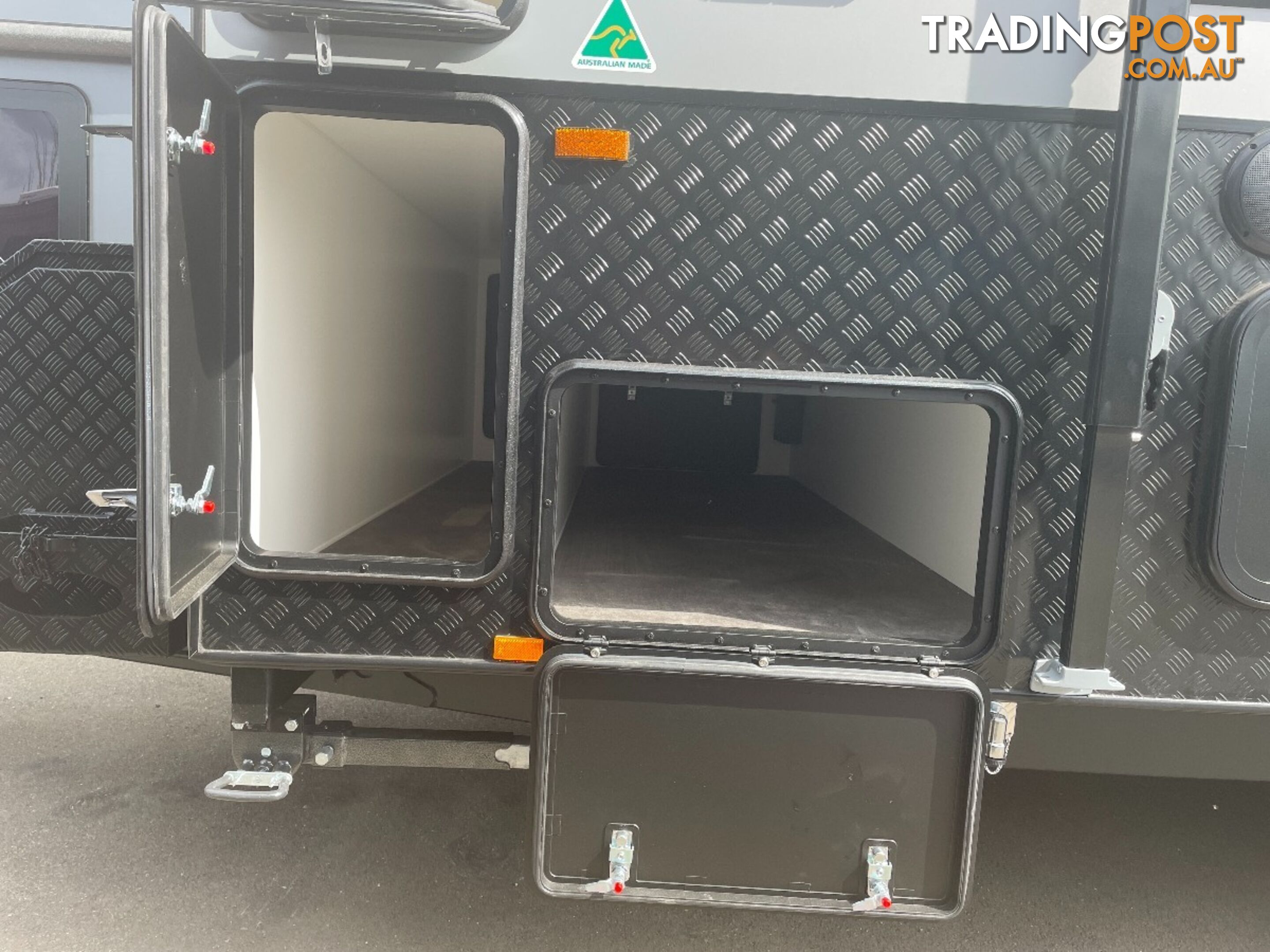 On The Move Caravans 18'6'' Traxx Series 3 Rear Door Off Roader