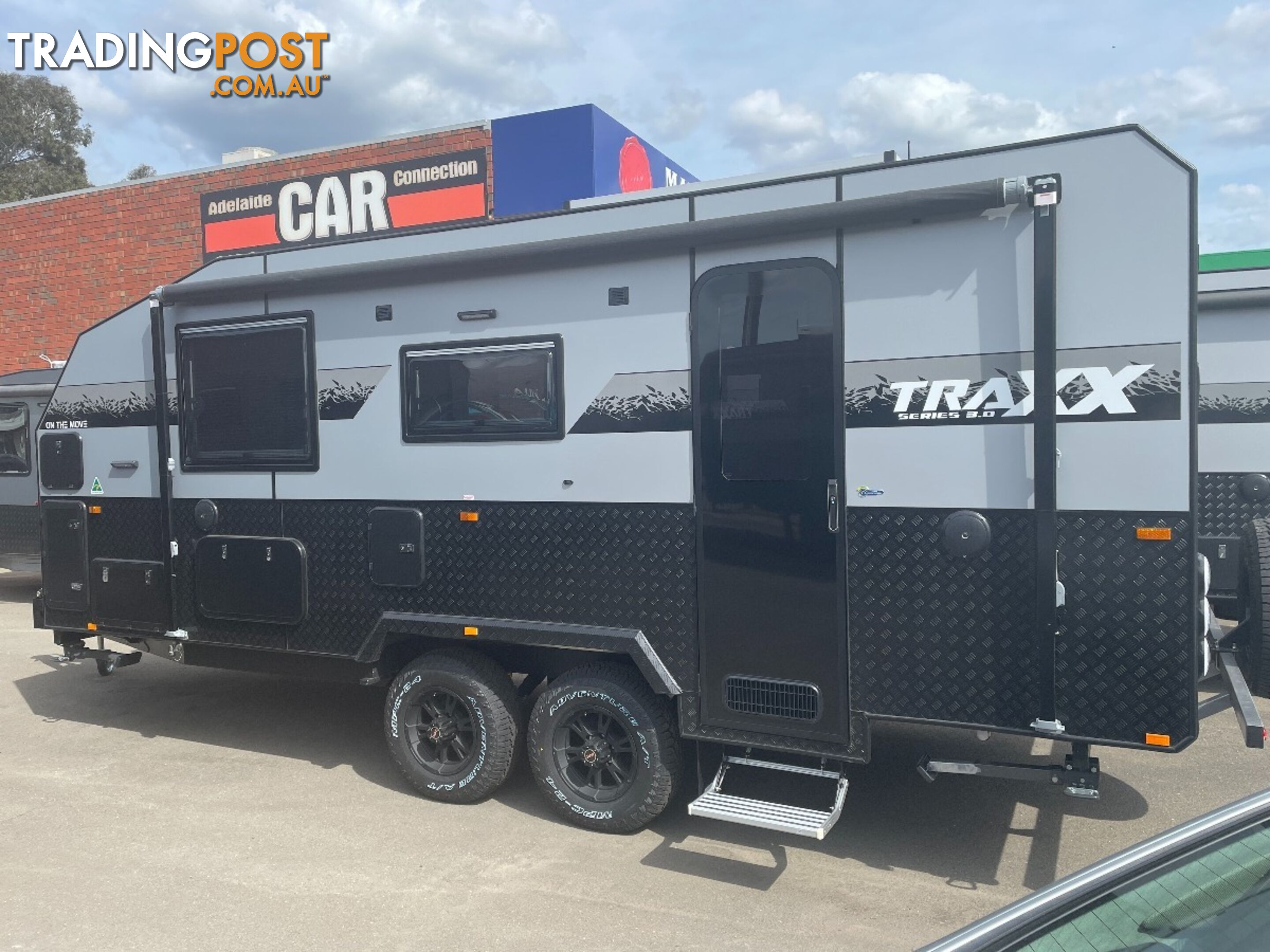 On The Move Caravans 18'6'' Traxx Series 3 Rear Door Off Roader