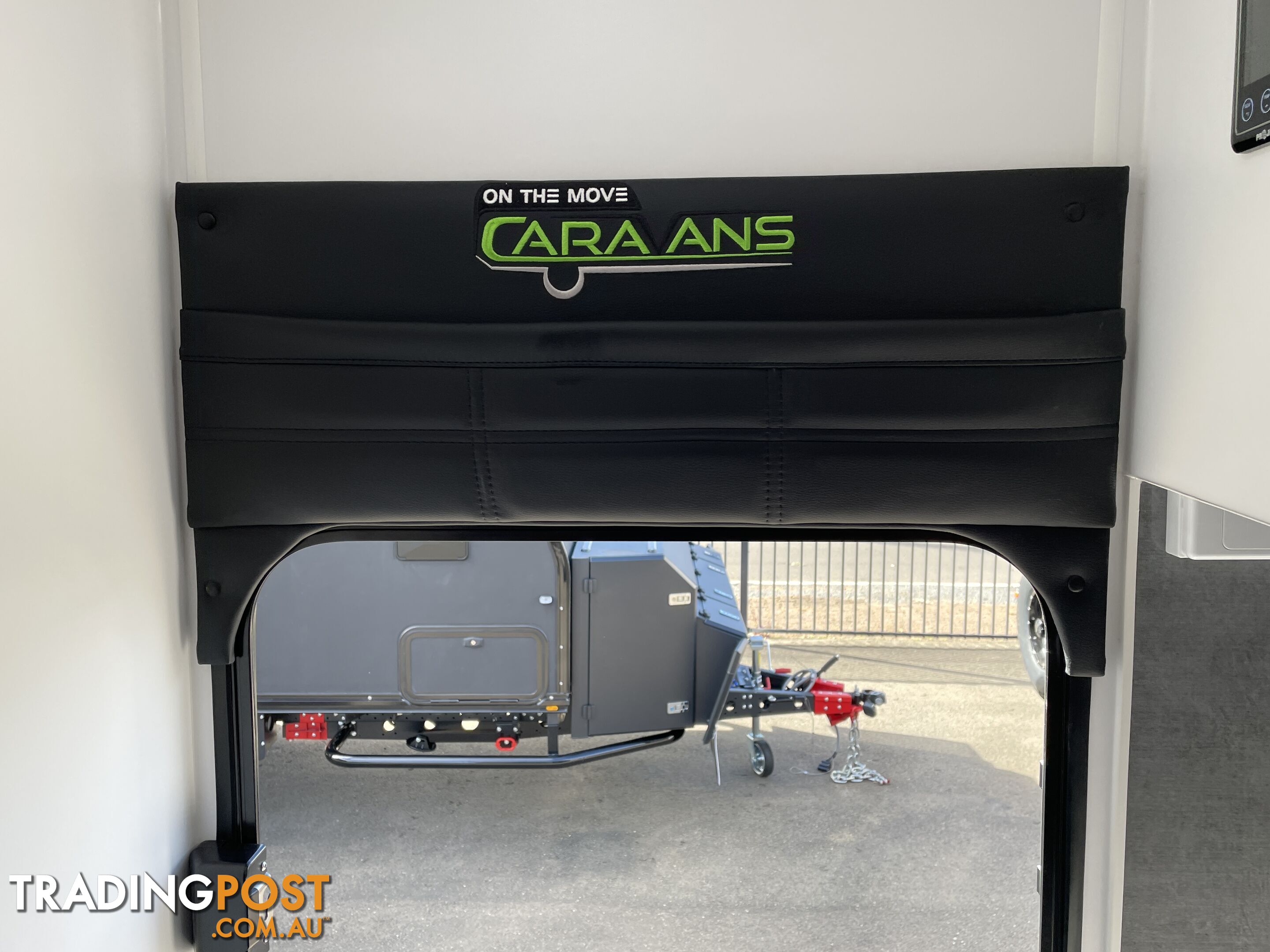 On The Move Caravans Traxx Series 4 18'6'' Rear Door