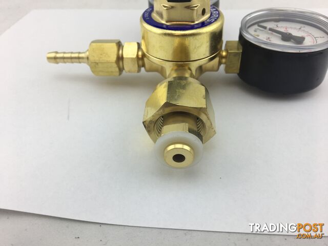 601 CO2 Reg 0-400kpa, Side Inlet 601Z017 Harris - photo 4 of 5