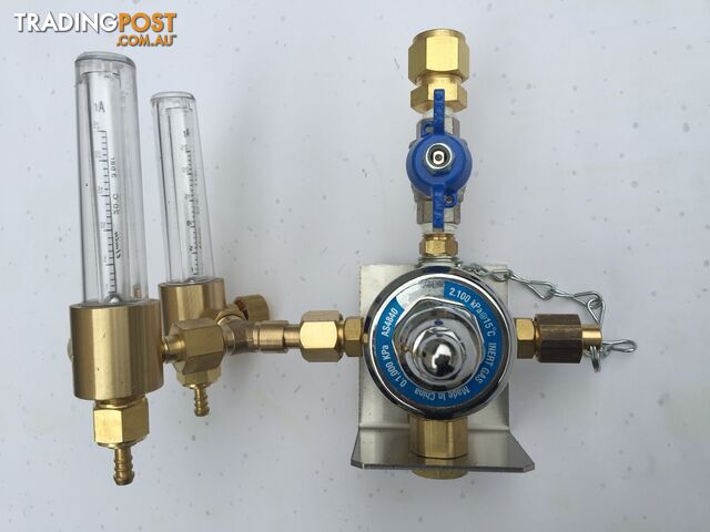 Wall Mounted Regulator