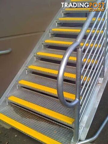 Antislip Stair Nosing AS750T1SY5020 - photo 1 of 2