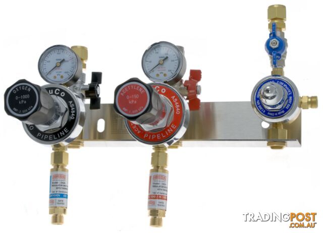 Regulated Outlet Point Triple Oxy / Acetylene / Set Pressure FBA, Isolation, 1/2" Comp