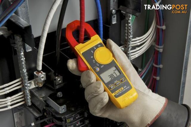 True RMS Clamp Meter 400A AC/DC, 600V TRMS FREQ. W/TEMP, MIN/MAX FLU325 - photo 3 of 4