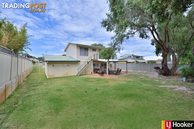 12 Tallas Road SILVER SANDS WA 6210